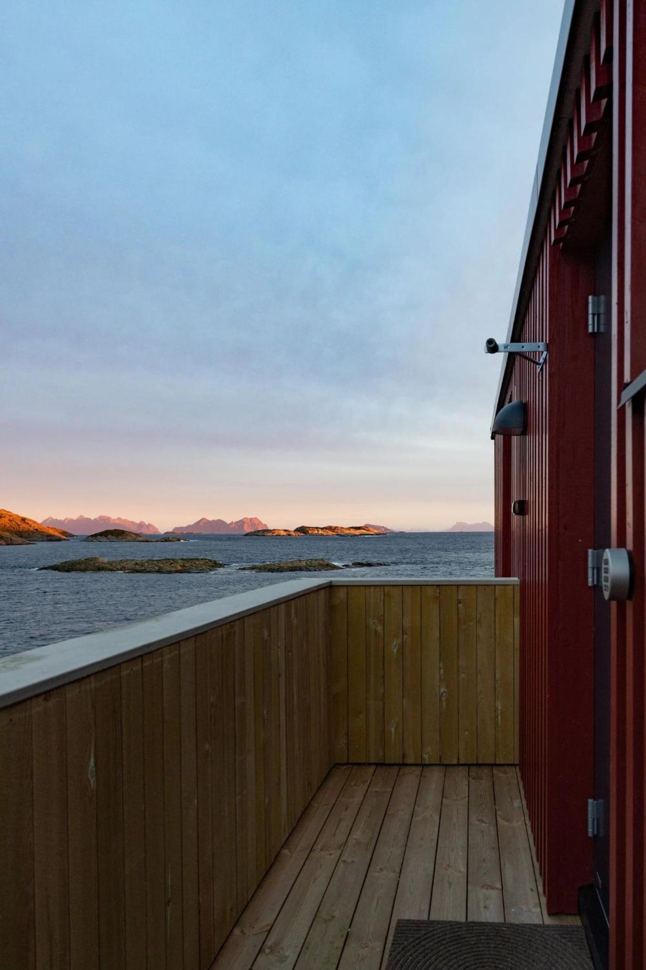 Leilighet Med Fantastisk Utsikt Henningsvær Exterior foto